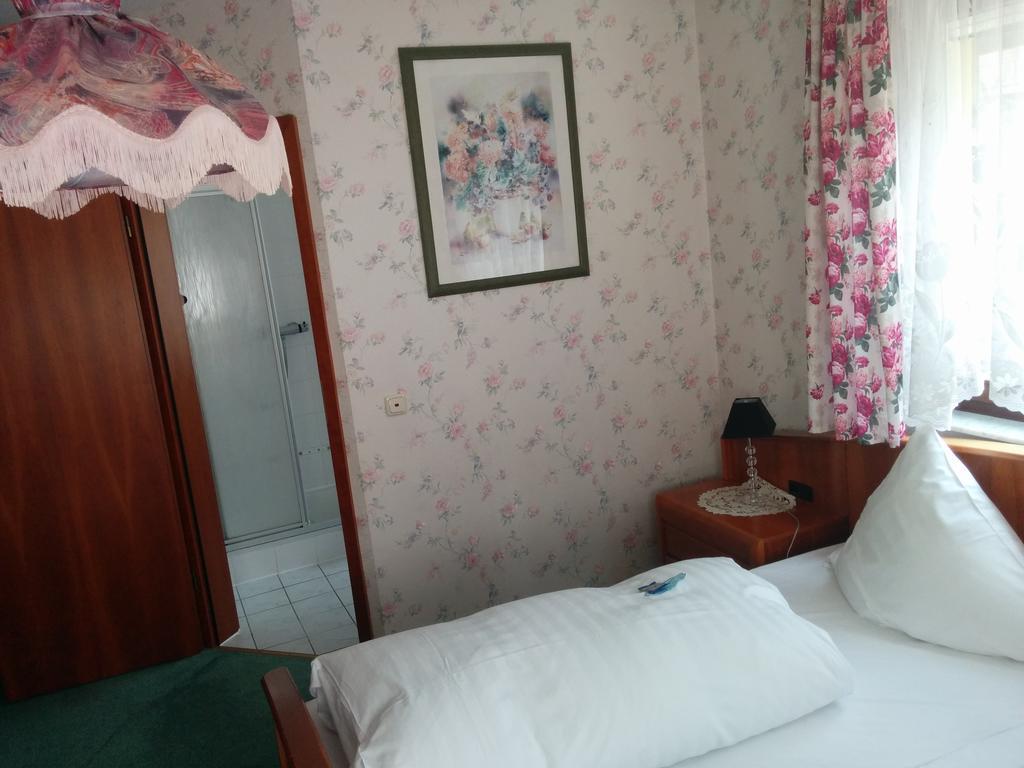 Hotel Seemoewe Simmerath Room photo